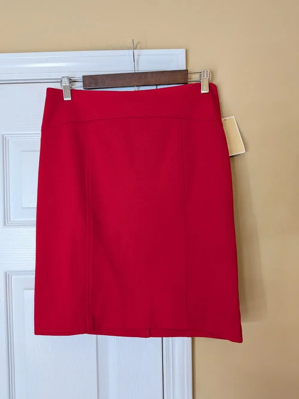 Michael Kors Red Pencil Skirt Size 6 NWT Quiet Luxury Office Holiday